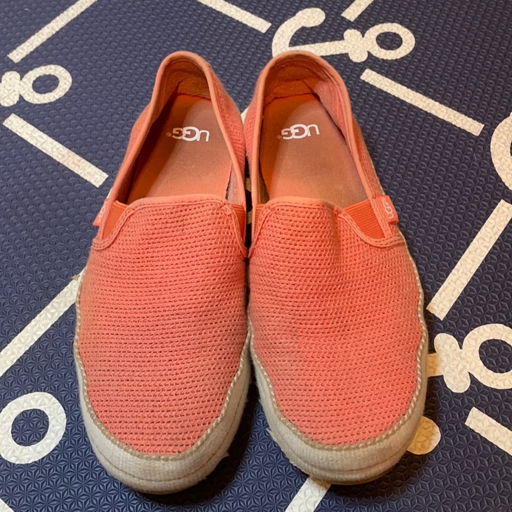 Ugg slip on flat
